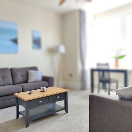 Escape To The Coast In A Luxurious Private Apartment Herne Bay Exterior foto